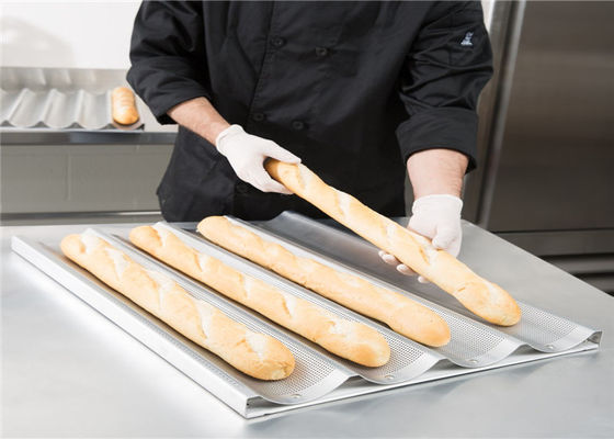 RK Bakeware China Foodservice NSF 5 Slot Aluminium Baguette Baking Tray Loyang Roti Prancis Mengkilap