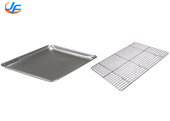 RK Bakeware China-Half Size 16 Gauge Wire in Rim Aluminium Baking Tray with Footed Cooling Rack